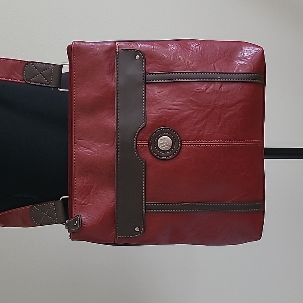 Red Leather Crossbody Bag - Picture 3 of 11